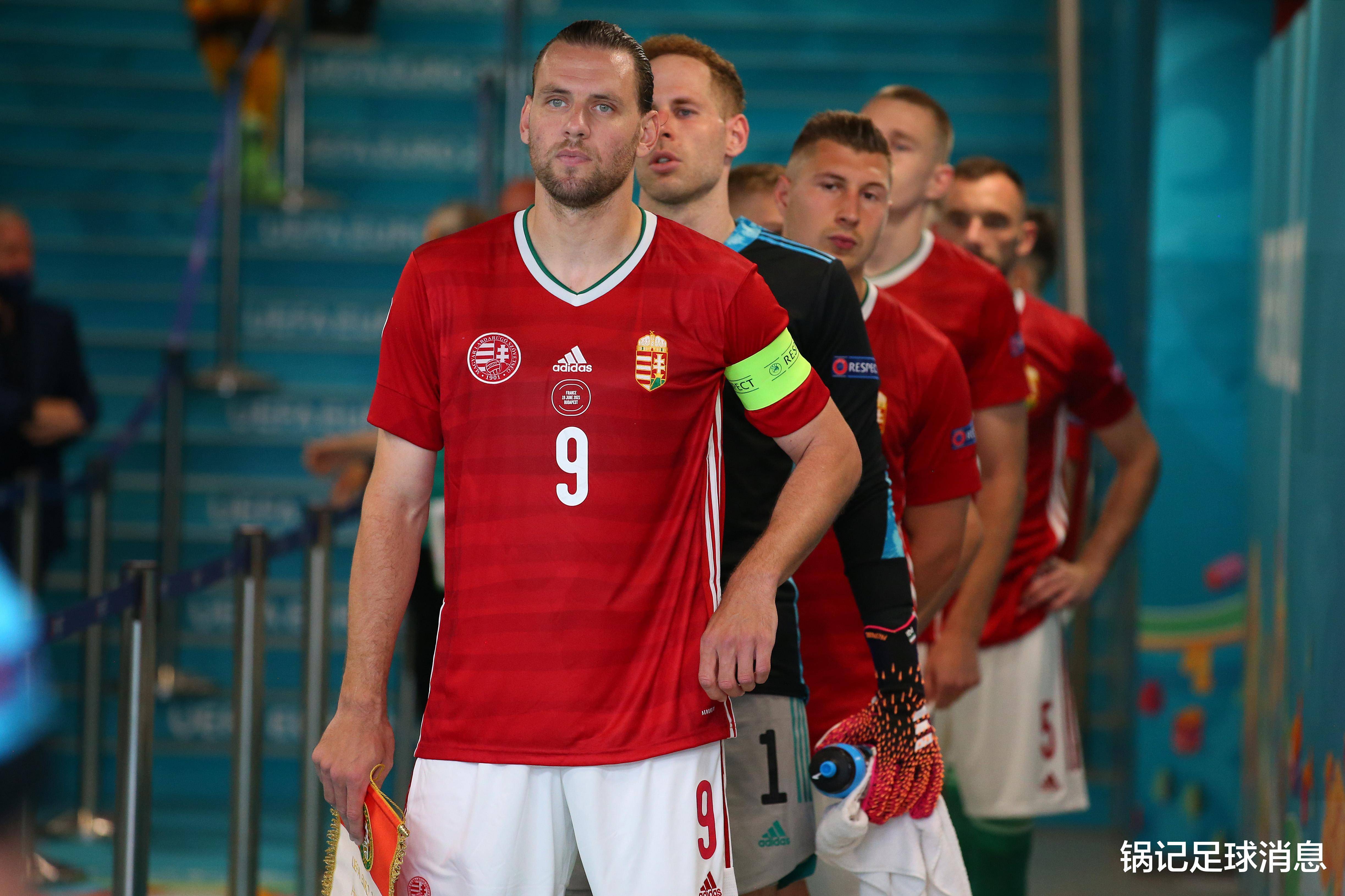 转折点深圳男篮队长鼓劲;德甲今夜攻防权衡;悬念犹存;医务组通报恢复 转折点深圳男篮队长鼓劲;德甲今夜攻防权衡;悬念犹存;医务组通报恢复