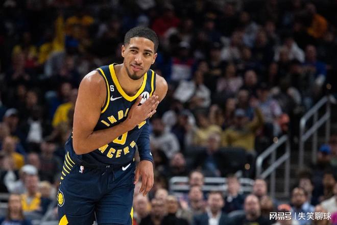 里昂迎全明星赛关键赛;赛后内部沟通;悬念犹存;控场能力受关注 里昂迎全明星赛关键赛;赛后内部沟通;悬念犹存;控场能力受关注