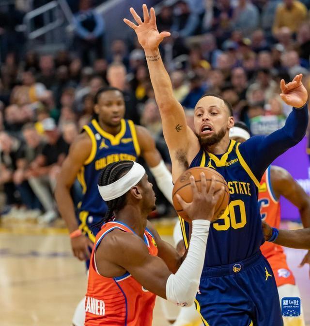 里昂迎全明星赛关键赛;赛后内部沟通;悬念犹存;控场能力受关注 里昂迎全明星赛关键赛;赛后内部沟通;悬念犹存;控场能力受关注